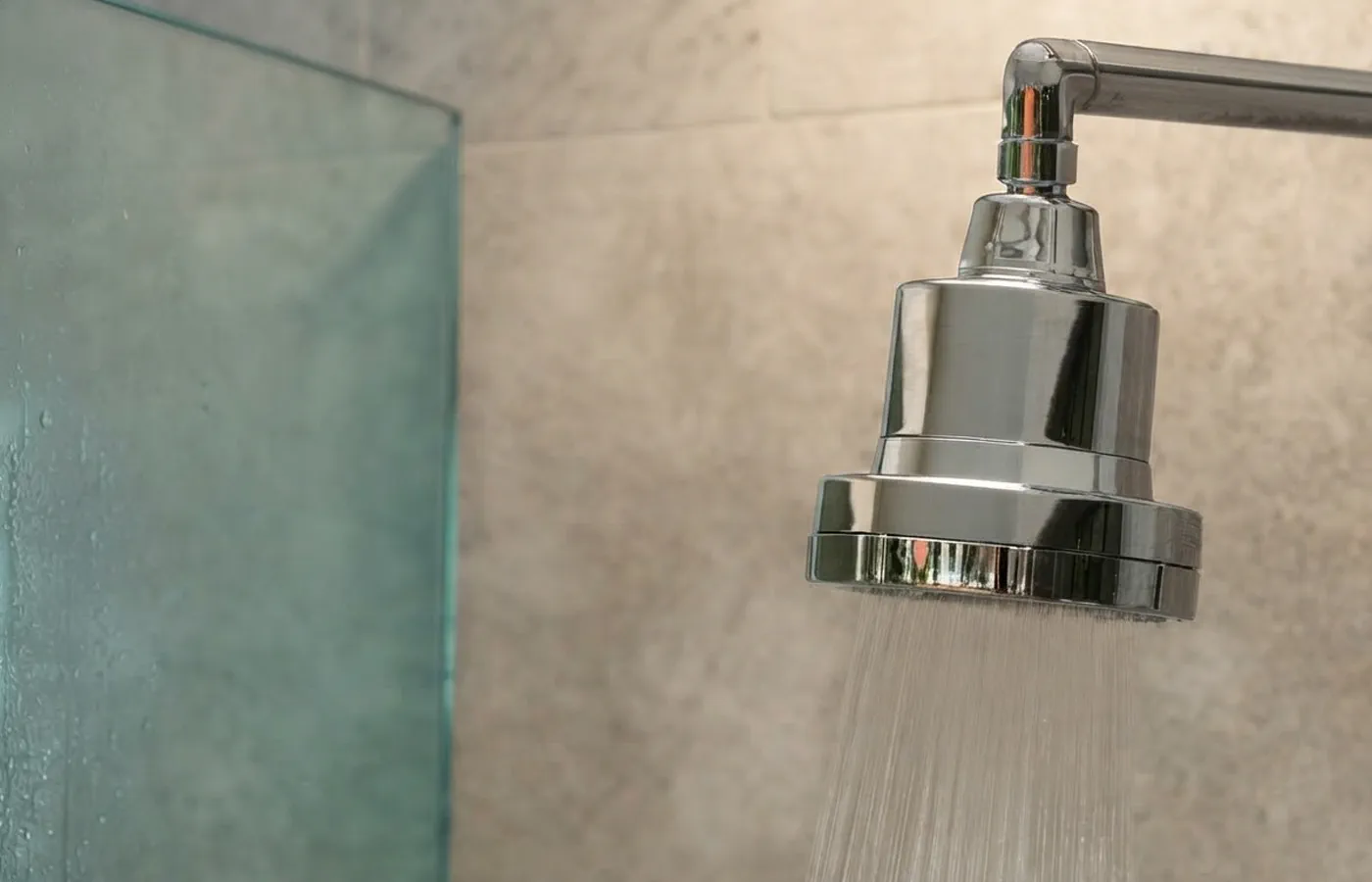eskiin showerhead running in a luxury shower
